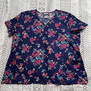 Women’s scrub top